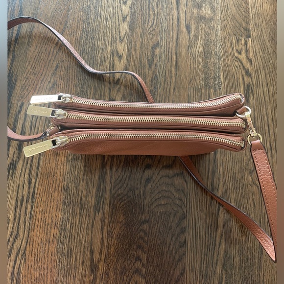 Brown Micharl Kors crossbody bag - Picture 3 of 7